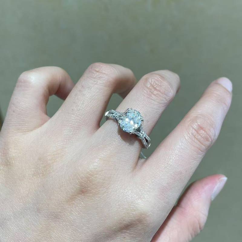 蛋形钻Women's RingS925银镀白金定制选款主石Moissanite2.0ct/副石高碳钻
